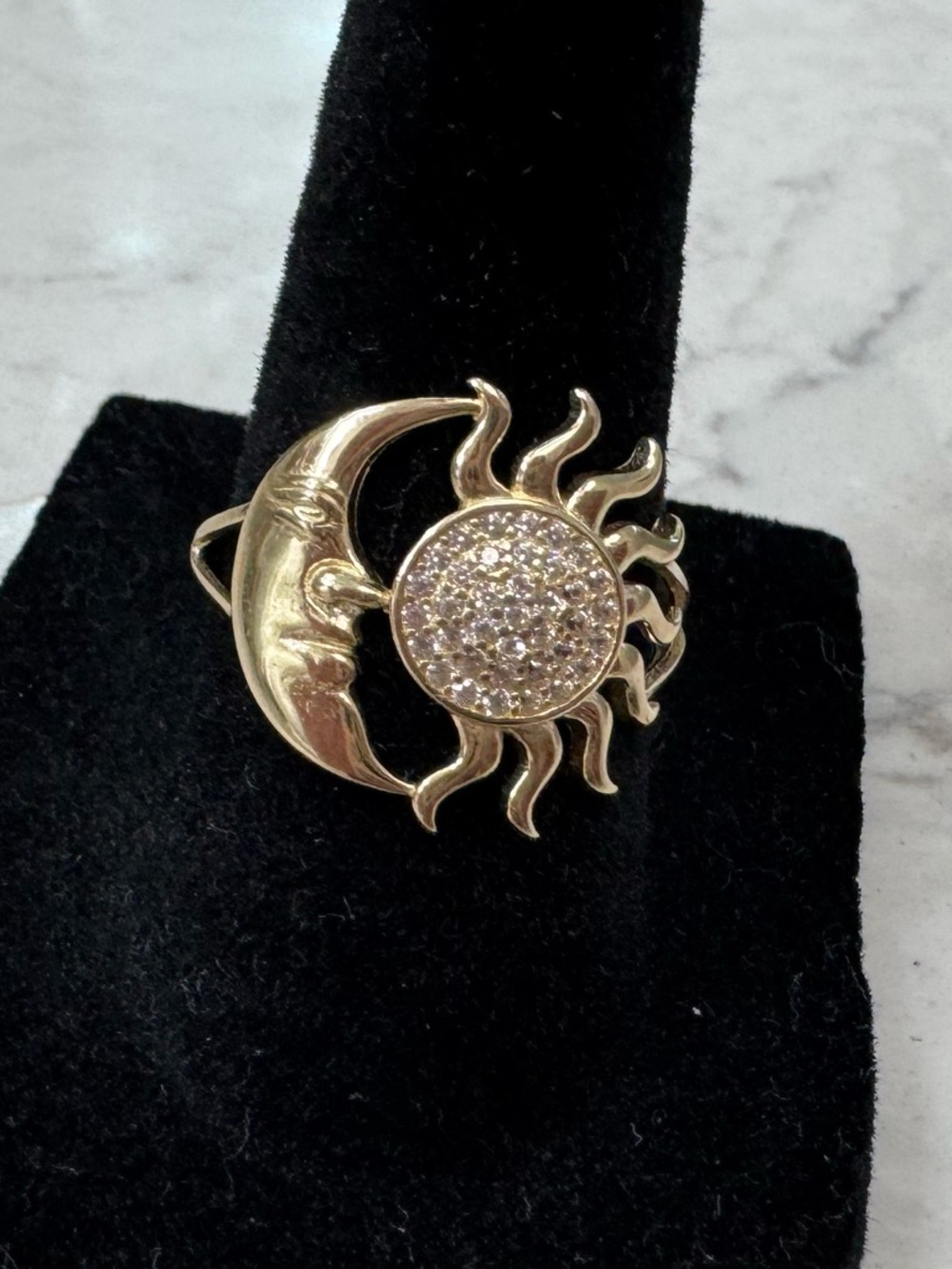10K Gold Sun & Crescent Moon Pave Crystal Ring size 7